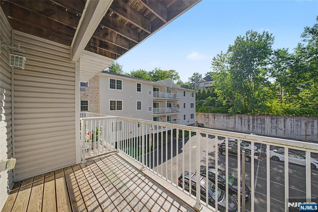58 Kinderkamack Road, Unit 22 Emerson, NJ 07630 - Photo 15 of 24
