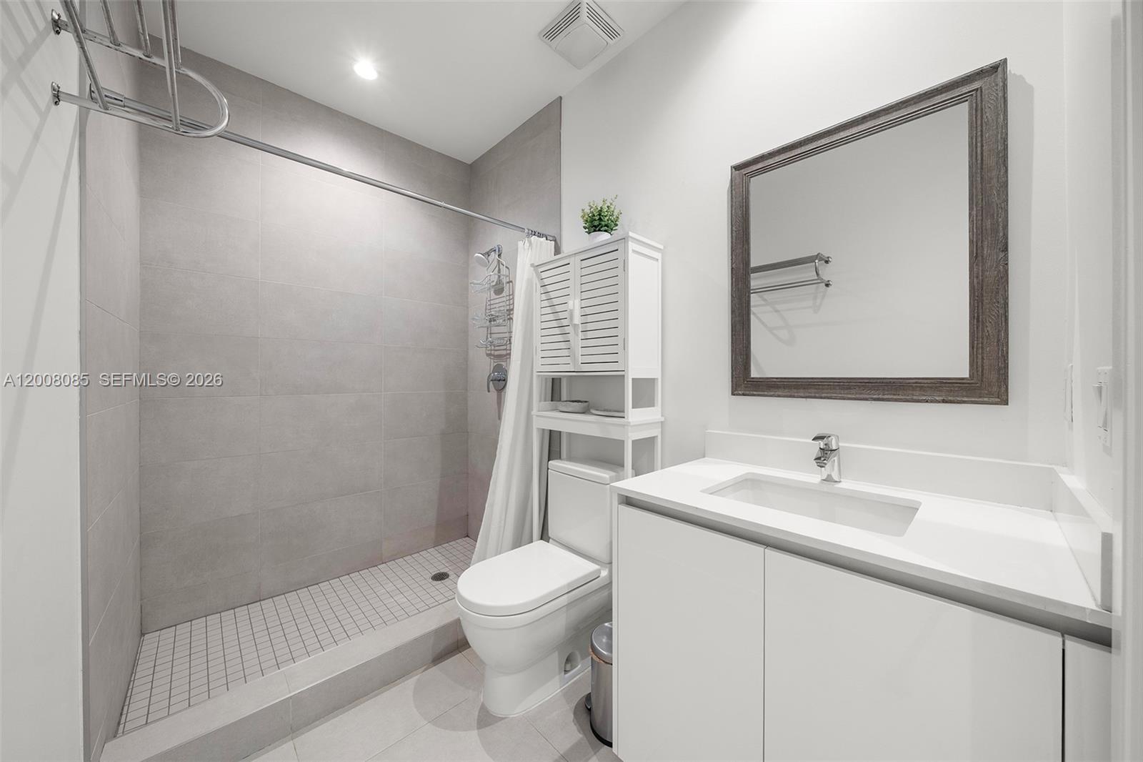 545 Southwest 11th Street, Unit 208 Miami, FL 33129 - Photo 21 of 35