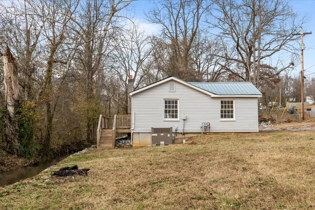 $210,000 | 370 Main Street, White Bluff, TN 37187
