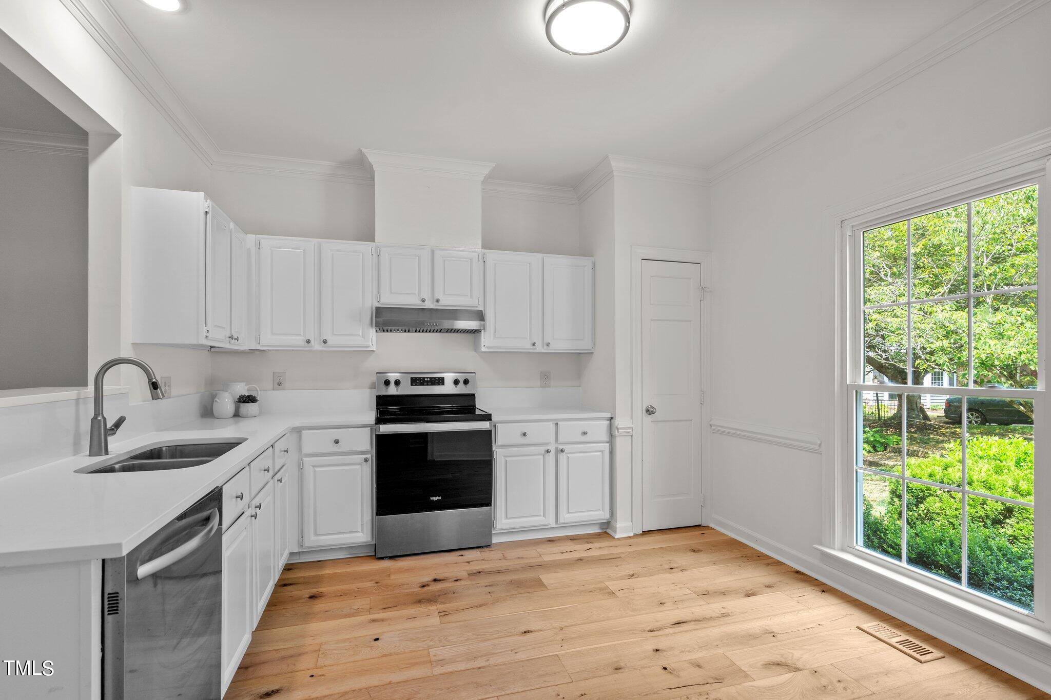 416 Weathergreen Drive Raleigh, NC 27615 - Photo 6 of 37 82-web-or-mls-_NFP1643