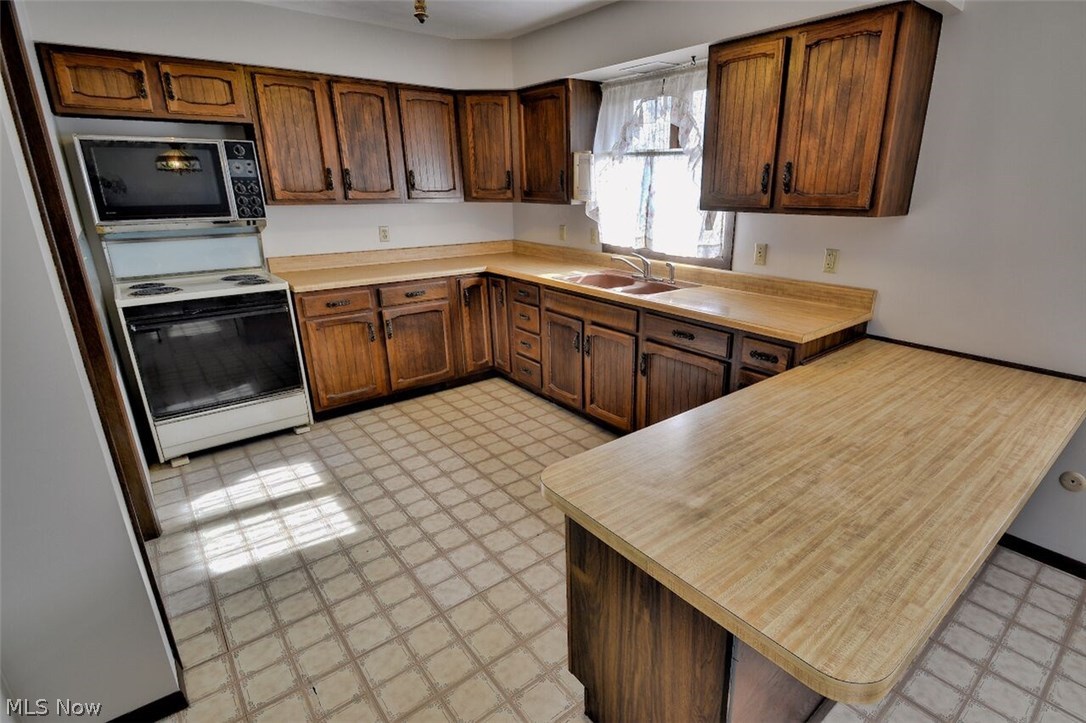 601 Carson Salt Springs Road Warren, OH 44481 - Photo 11 of 22 Gallery Image 11