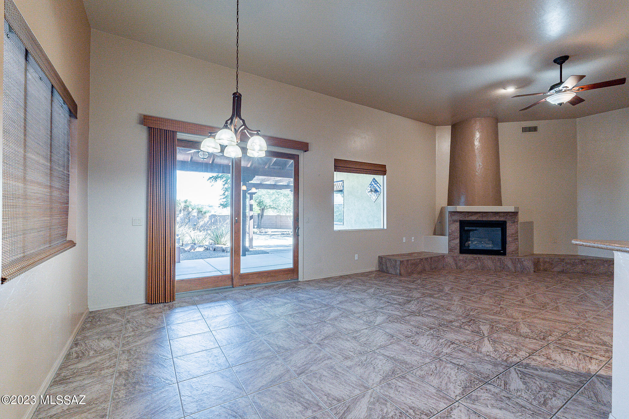 312 Circulo Bellagio Rio Rico, AZ 85648 - Photo 5 of 28