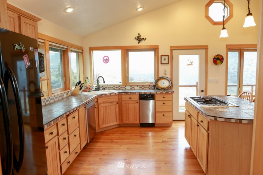 18 Blue Heron Lane Riverside, WA 98849 - Photo 9 of 24