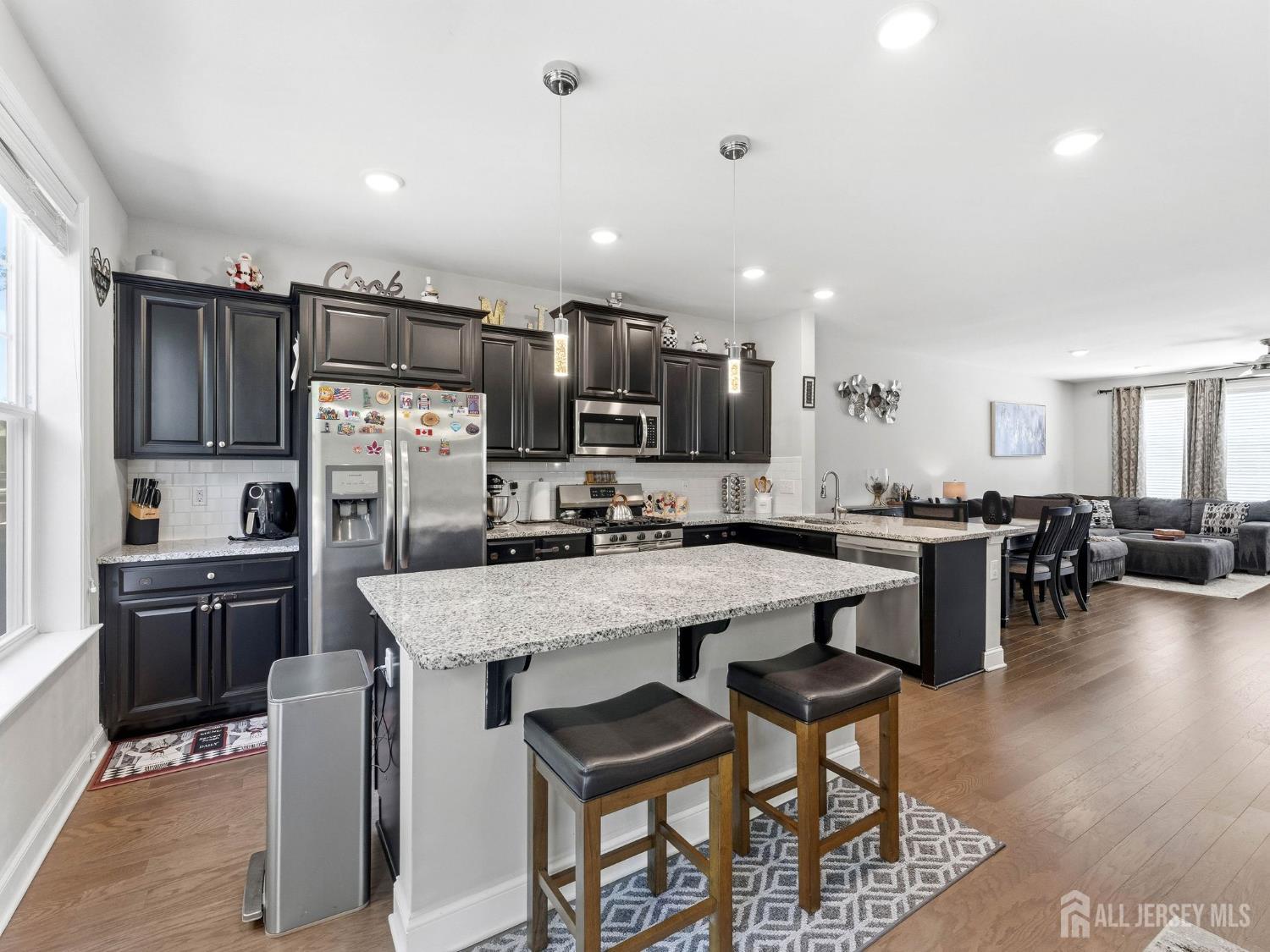 33 Sullivan Way Evesham, NJ 08053 - Photo 14 of 46