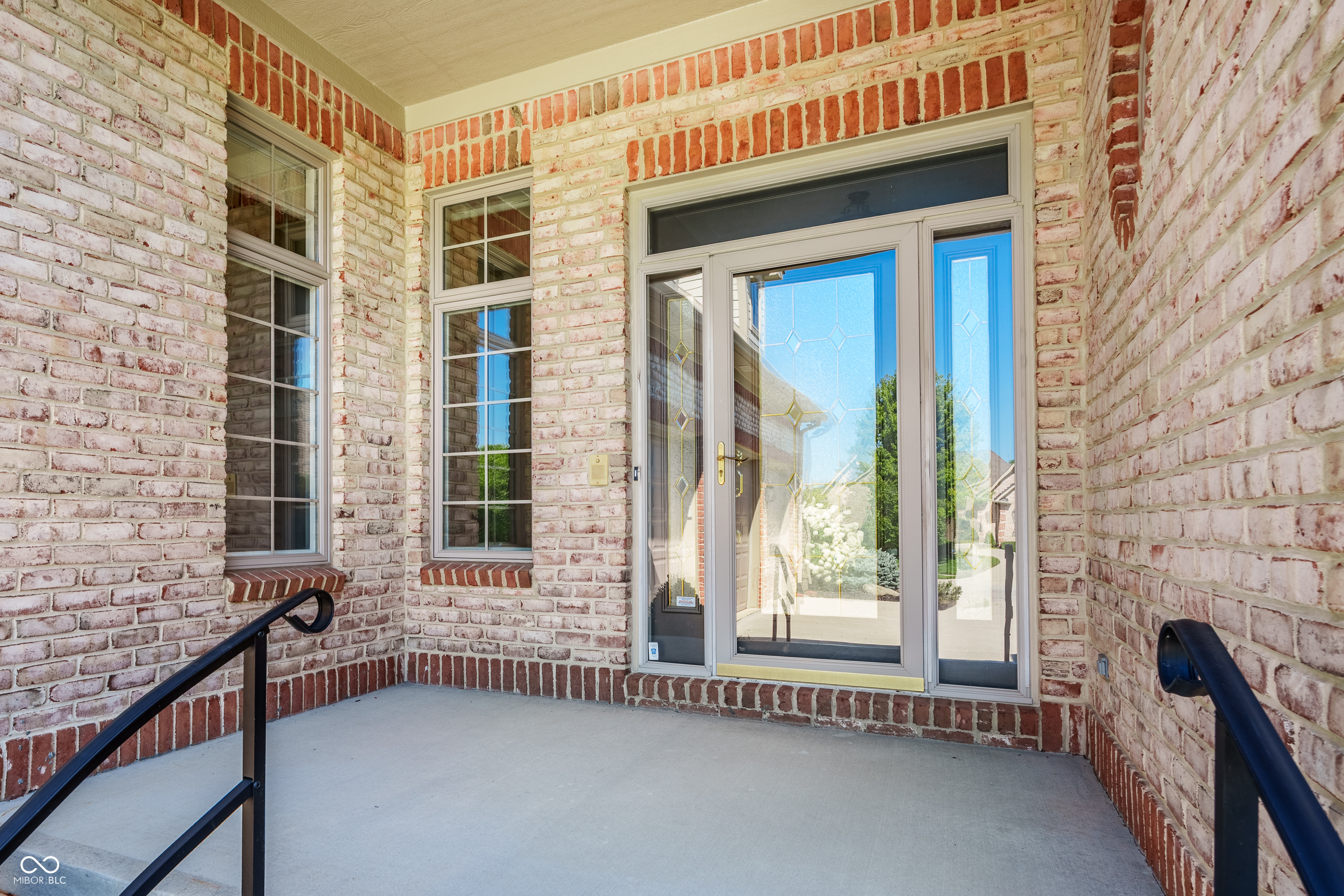11561 Glen Ridge Circle Fishers, IN 46037 - Photo 4 of 49 Gallery Image 4