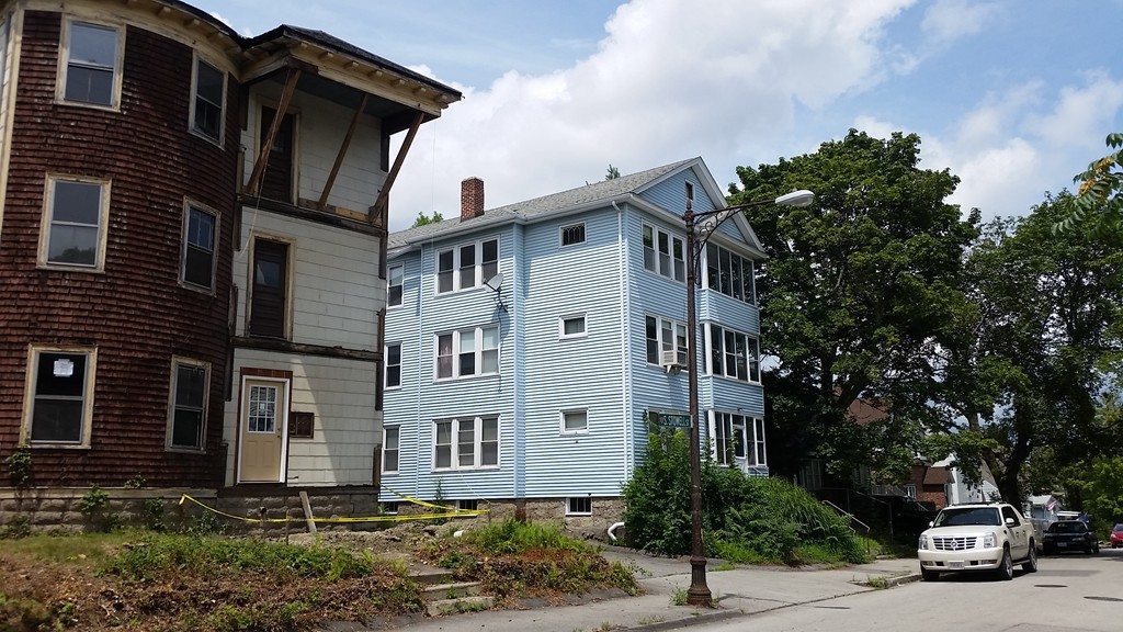 21 South Stowell Street Worcester, MA 01604 - Photo 2 of 17