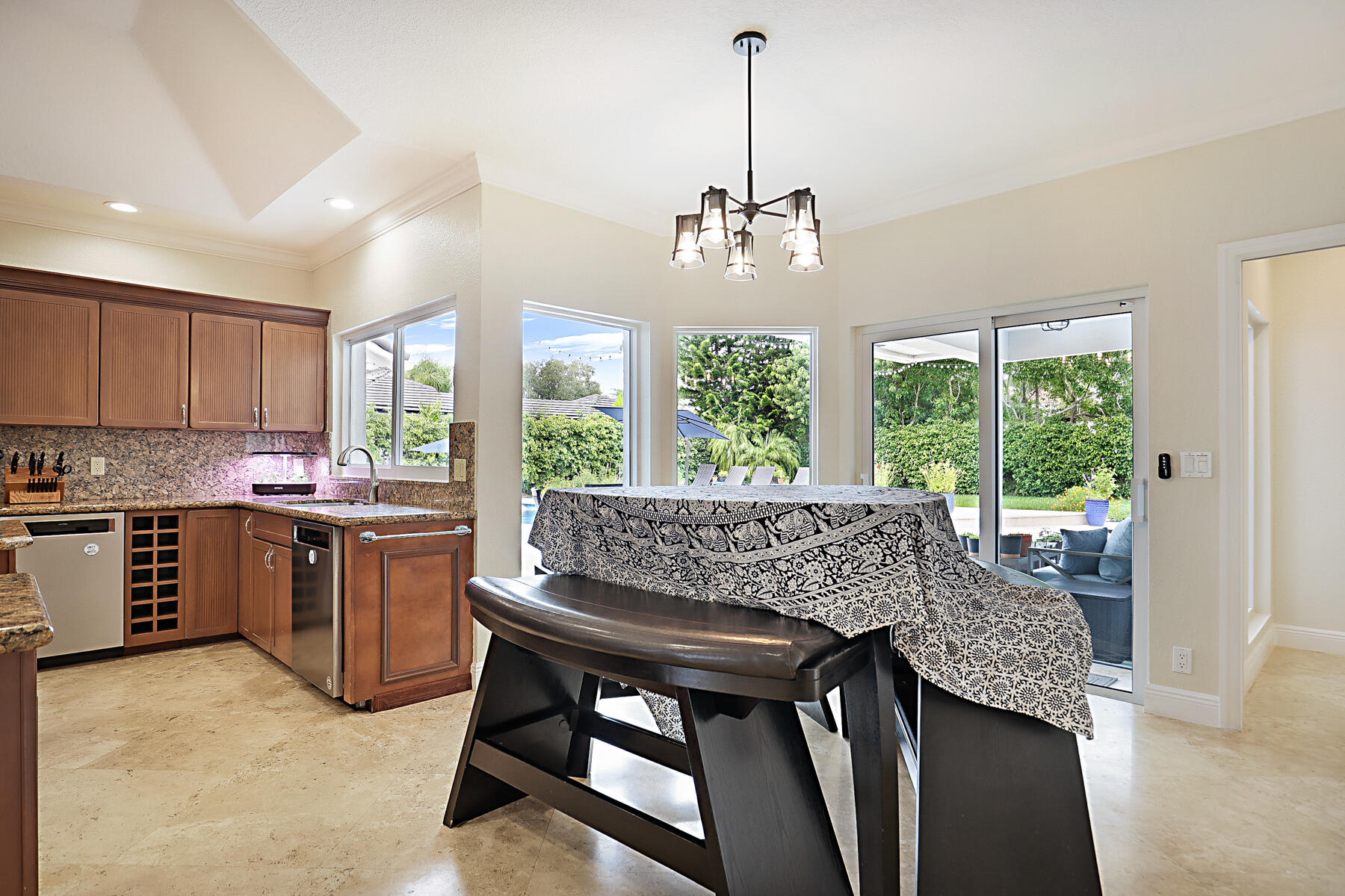 7279 Valencia Drive Boca Raton, FL 33433 - Photo 21 of 50 Breakfast Area