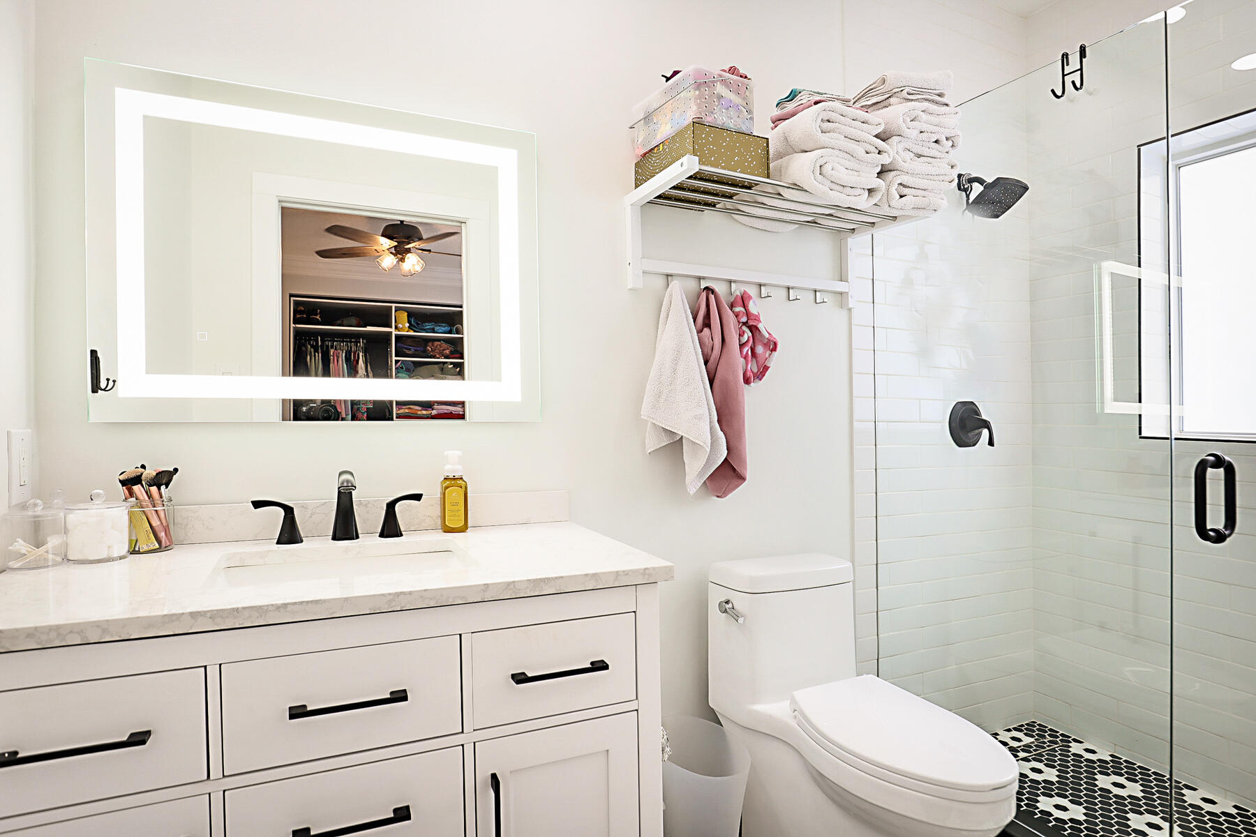 7279 Valencia Drive Boca Raton, FL 33433 - Photo 31 of 50 Renovated Guest Bath