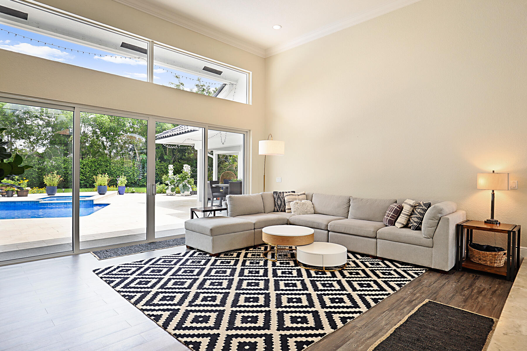 7279 Valencia Drive Boca Raton, FL 33433 - Photo 7 of 50 Living Room