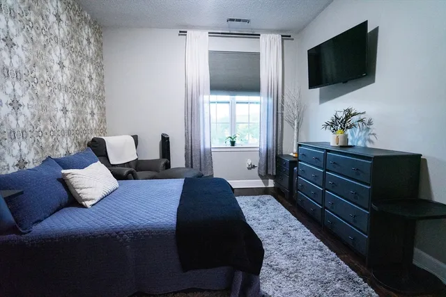 $399,000 | 19 Hampshire Road, Unit 304, Methuen, MA 01844