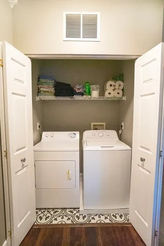 $399,000 | 19 Hampshire Road, Unit 304, Methuen, MA 01844