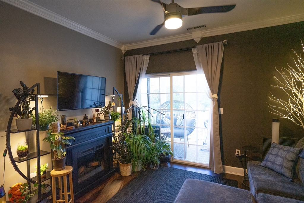 19 Hampshire Road, Unit 304 Methuen, MA 01844 - Photo 10 of 23