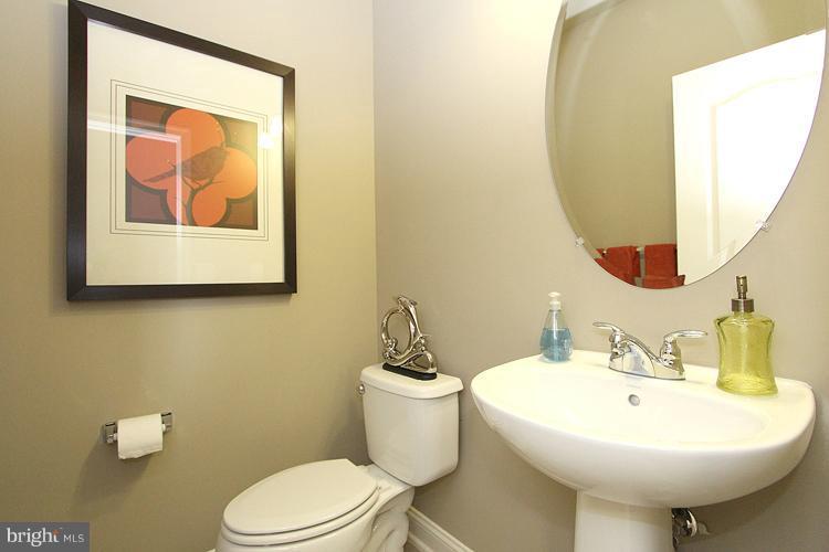 14401 Vedanta Way Silver Spring, MD 20906 - Photo 30 of 30 Bath