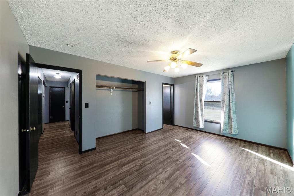 408 Hollywood Heights Road Caseyville, IL 62232 - Photo 11 of 20