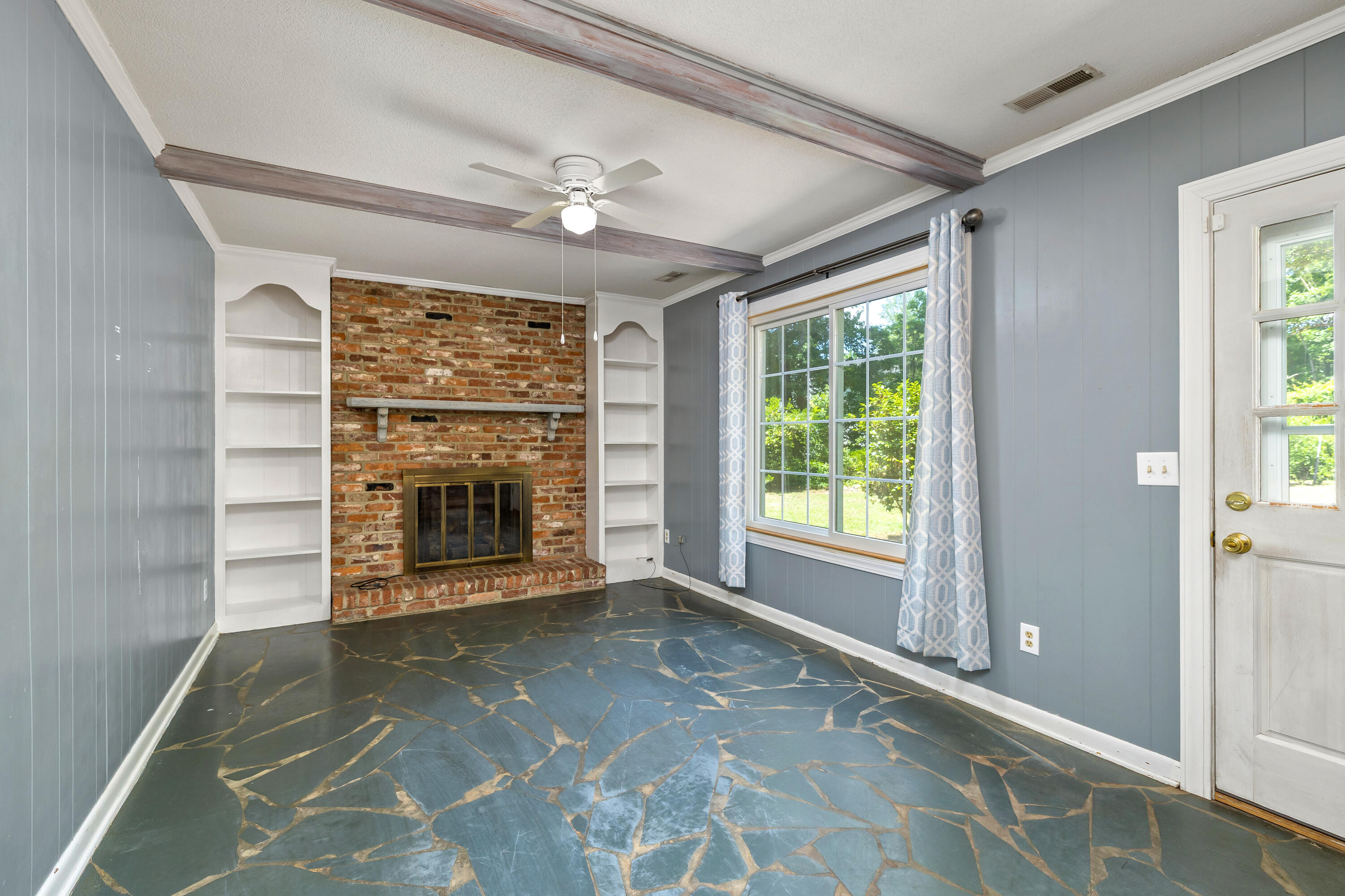 2107 Gin Branch Road Sumter, SC 29154 - Photo 8 of 48