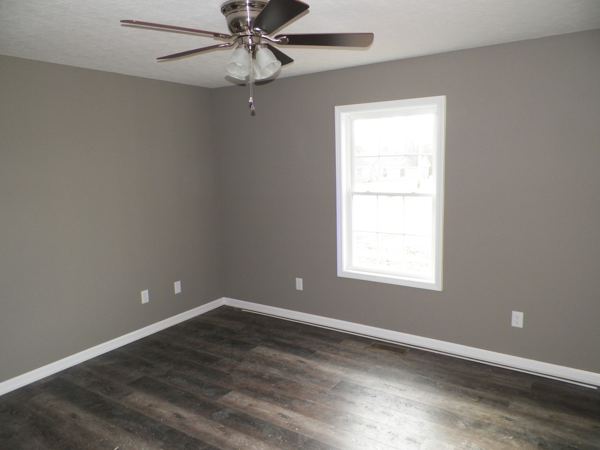 374 Jack Porter Road Lafayette, TN 37083 - Photo 6 of 8 Gallery Image 6