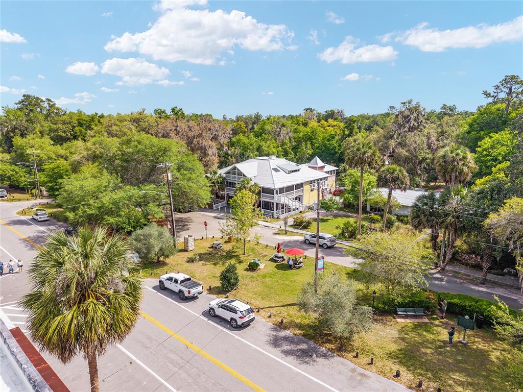 227 Southeast Tuscawilla Road Micanopy, FL 32667 - Photo 9 of 10