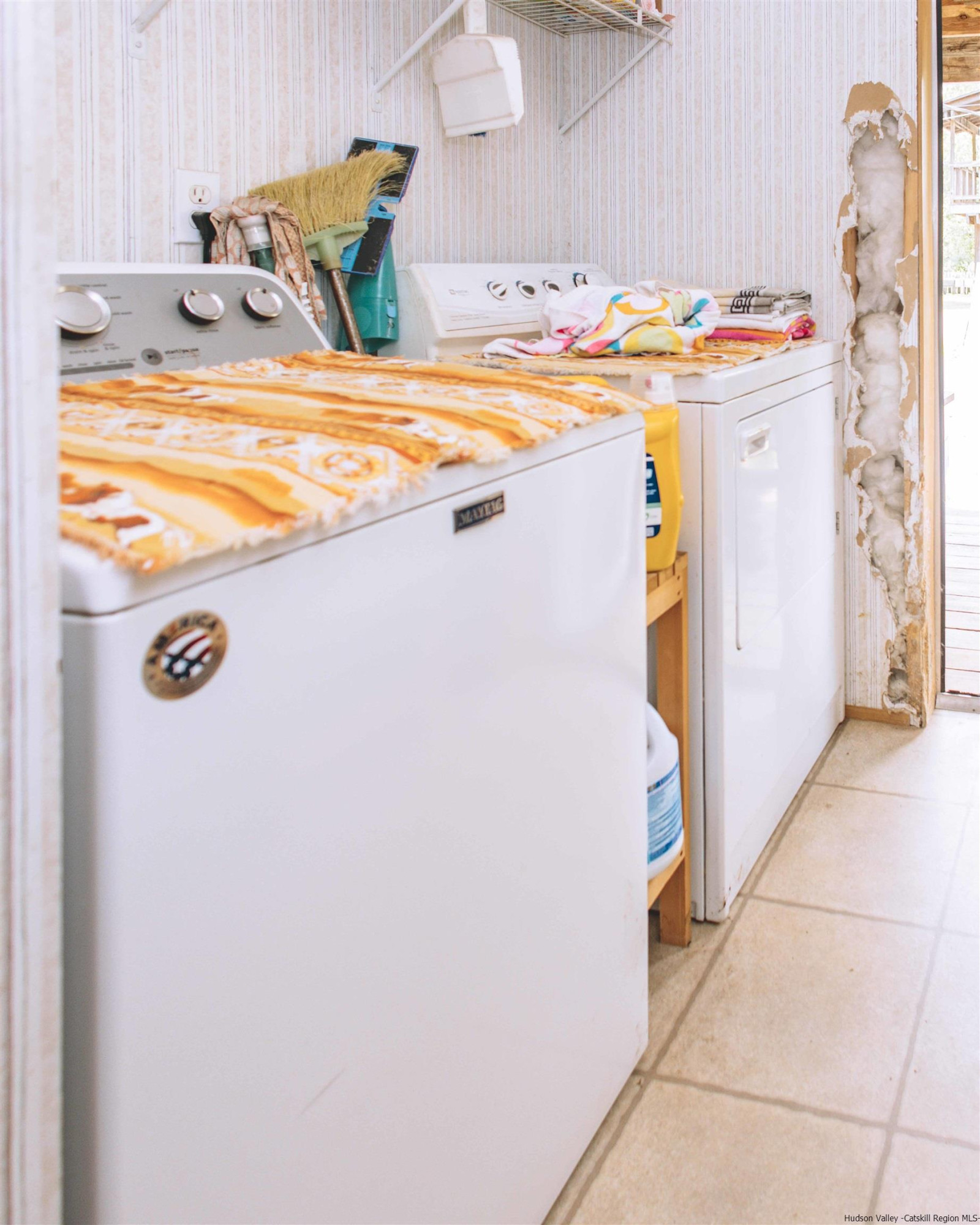 186 Patch Road Saugerties, NY 12477 - Photo 19 of 34 a utility room with dryer and washer