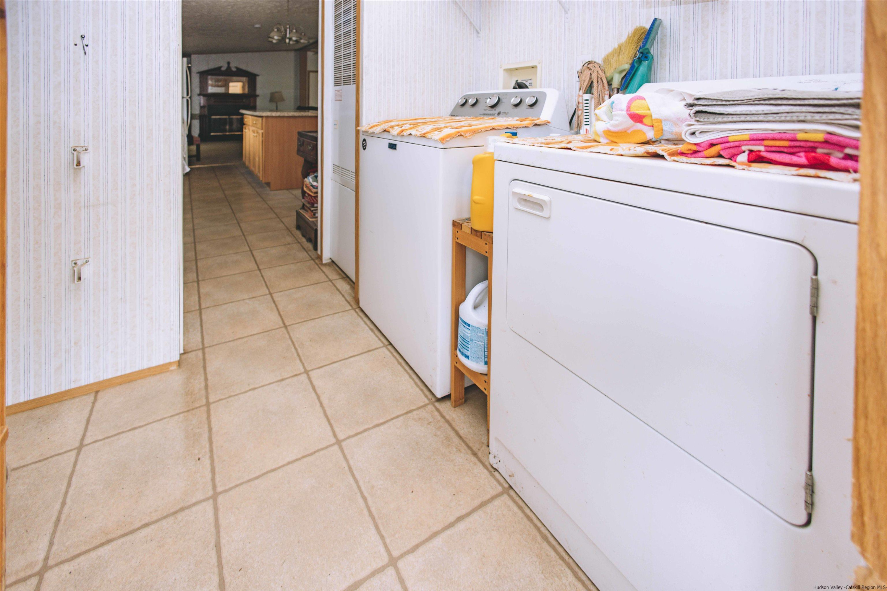 186 Patch Road Saugerties, NY 12477 - Photo 20 of 34 a utility room with dryer and washer