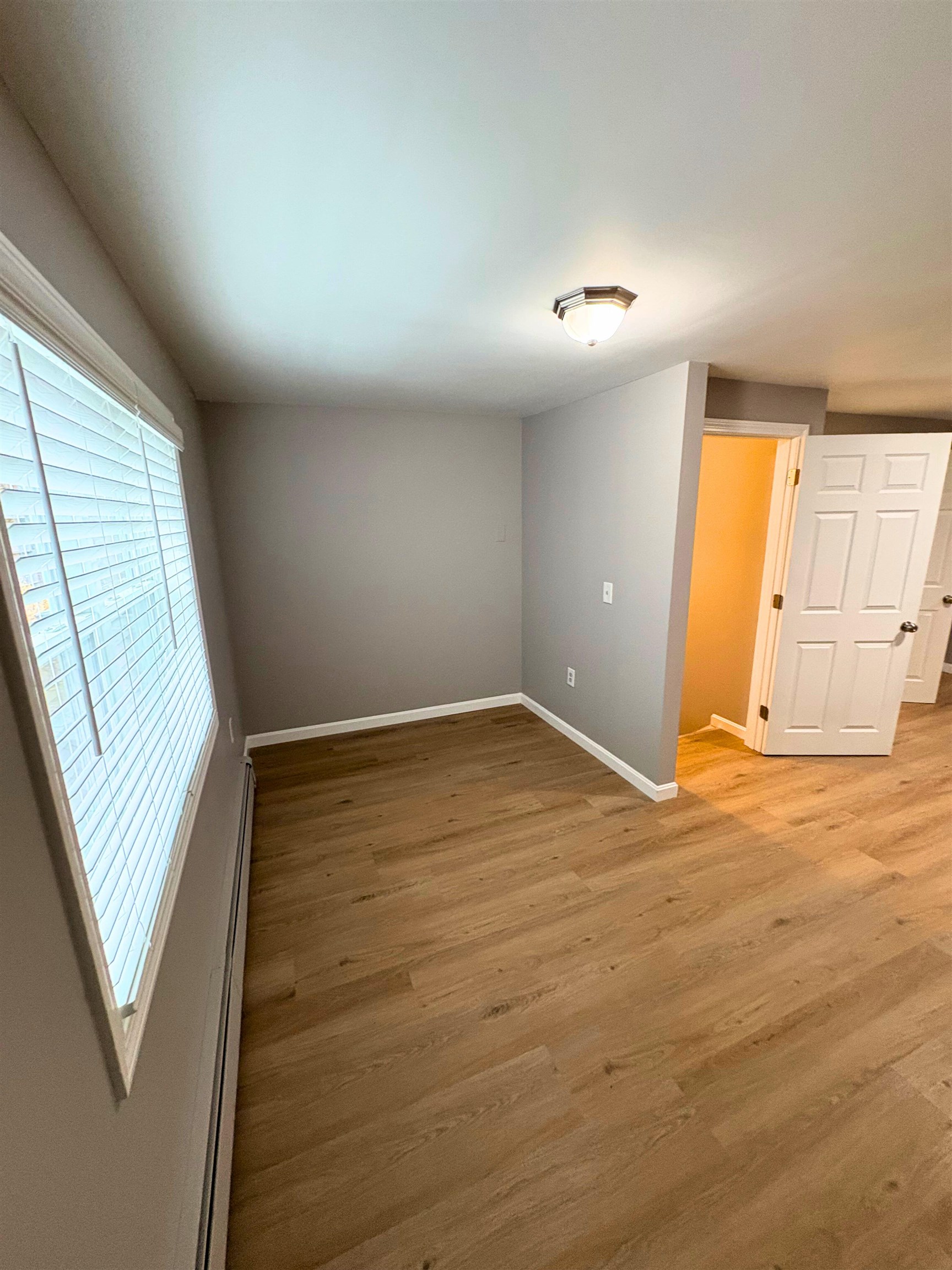 11 Monadnock Street Nashua, NH 03064 - Photo 14 of 18