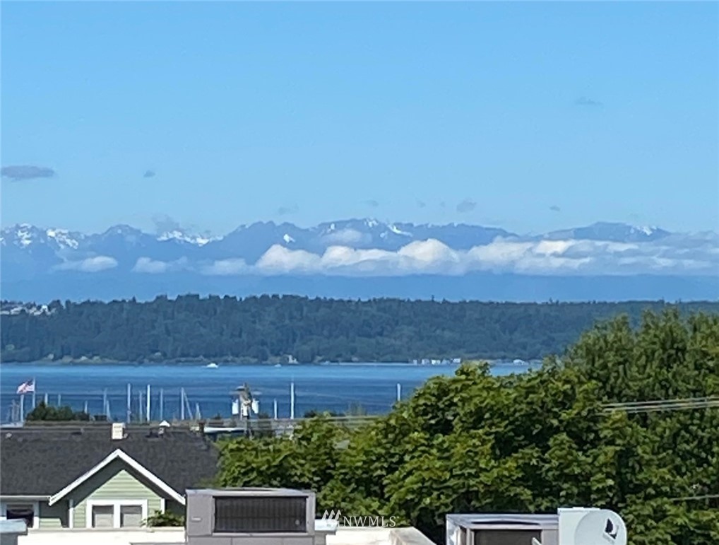 520 Maple Street, Unit 103 Edmonds, WA 98020 - Photo 1 of 29 Gallery Image 1