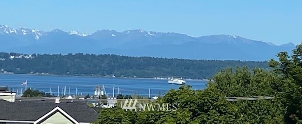 520 Maple Street, Unit 103 Edmonds, WA 98020 - Photo 2 of 29 Gallery Image 2