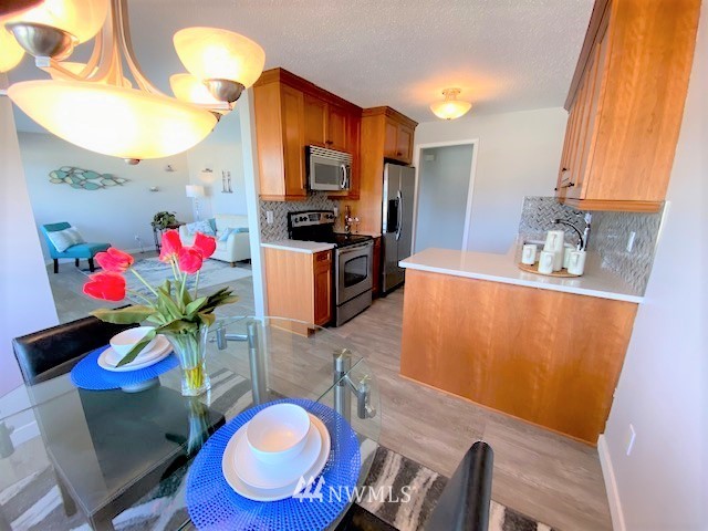 520 Maple Street, Unit 103 Edmonds, WA 98020 - Photo 12 of 29 Gallery Image 12