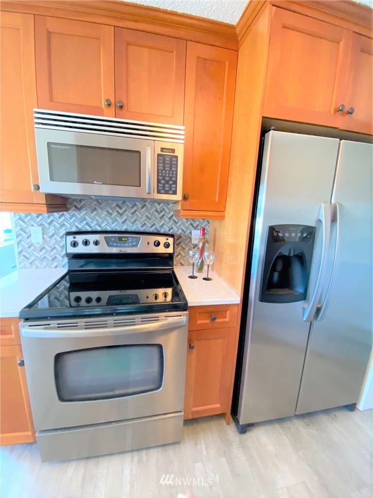 520 Maple Street, Unit 103 Edmonds, WA 98020 - Photo 17 of 29 Gallery Image 17