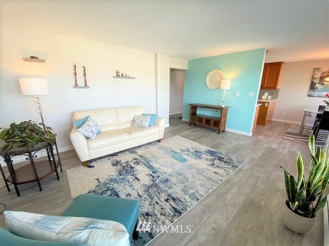 520 Maple Street, Unit 103 Edmonds, WA 98020 - Photo 10 of 29 Gallery Image 10
