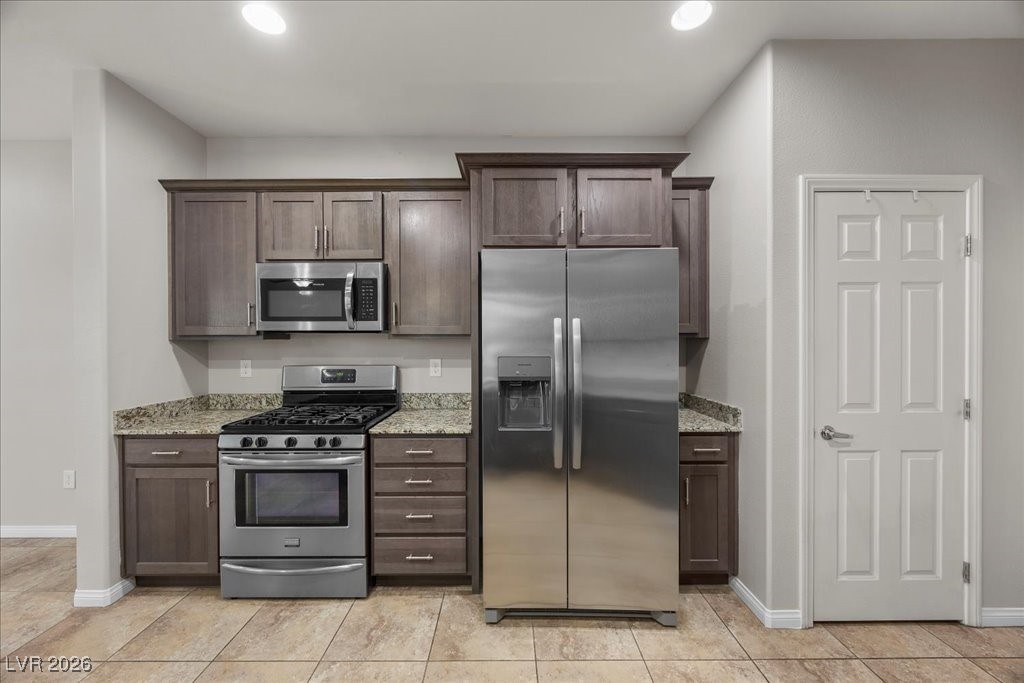 6658 Breakwater Reef Street Las Vegas, NV 89149 - Photo 11 of 60