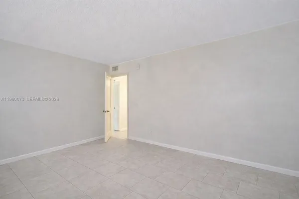 $199,900 | 1225 Northeast 124th Street, Unit 49C, North Miami, FL 33161