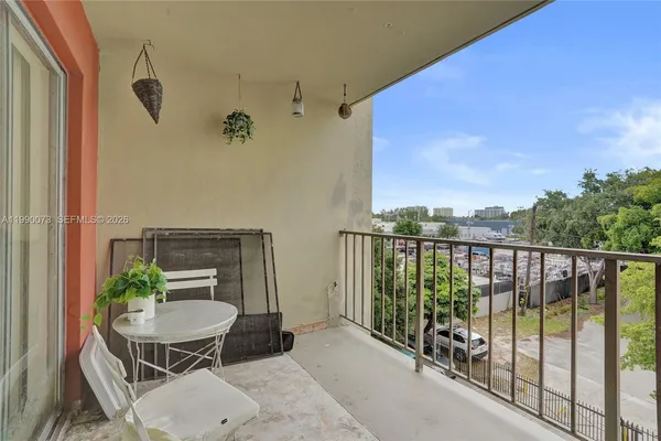 $199,900 | 1225 Northeast 124th Street, Unit 49C, North Miami, FL 33161