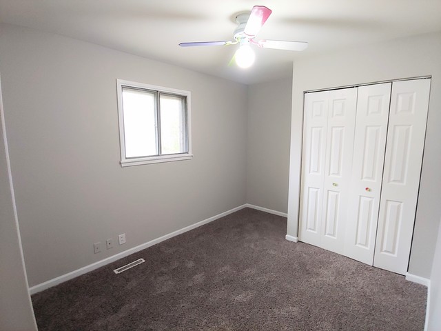 13 Wren Road Carpentersville, IL 60110 - Photo 7 of 11