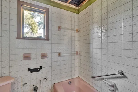 $1,525,000 | 30 Dudley Street, Cambridge, MA 02140