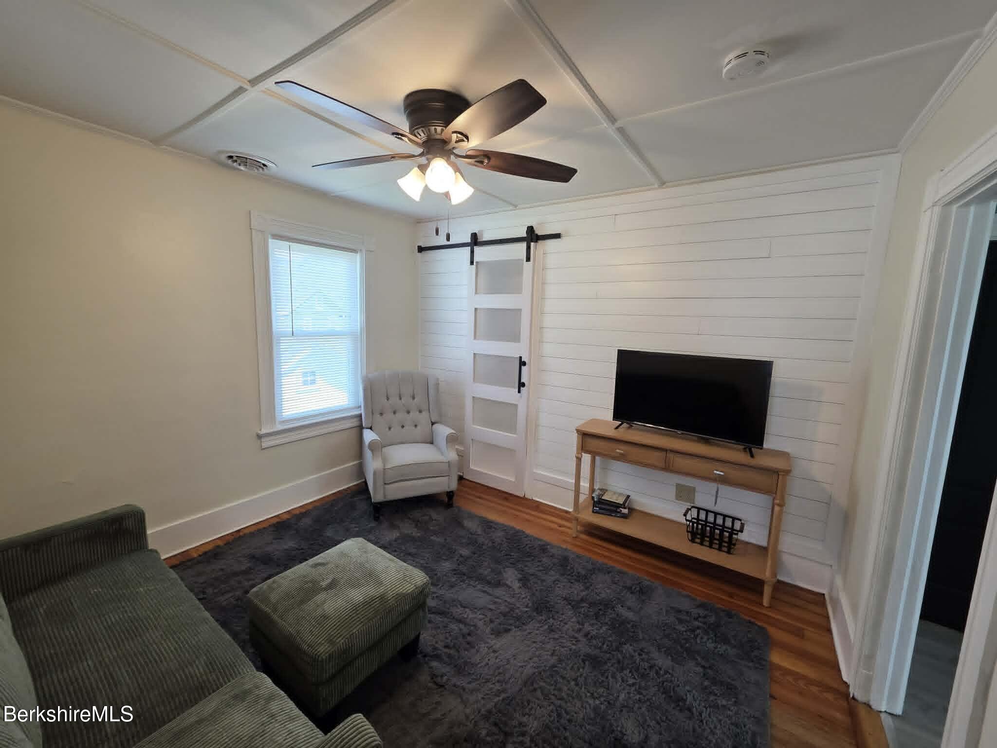 40 East Jordan Street, Unit 3 Adams, MA 01220 - Photo 8 of 18 Living room