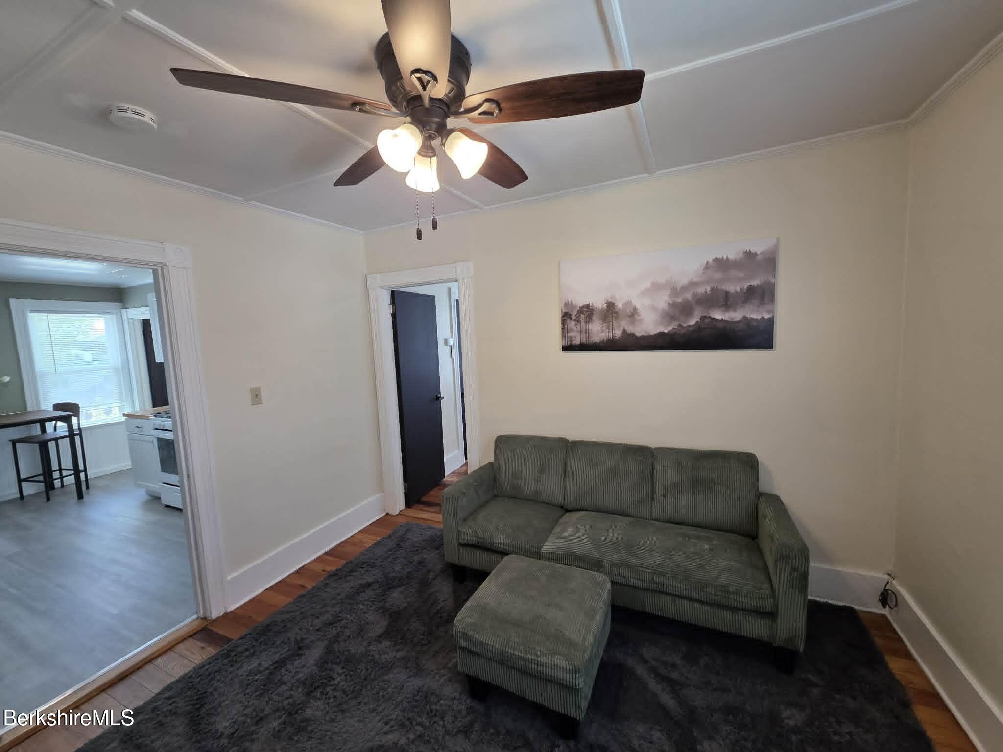 40 East Jordan Street, Unit 3 Adams, MA 01220 - Photo 10 of 18 Livingroom