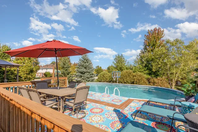 a outdoor view with a sitting space