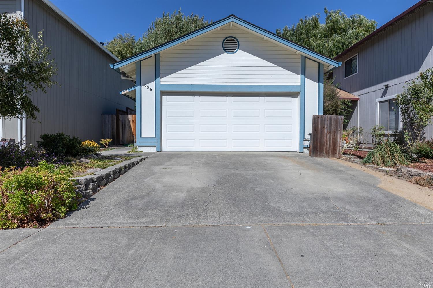 988 Stanislaus Way Santa Rosa, CA 95401 - Photo 1 of 1 Gallery Image 1