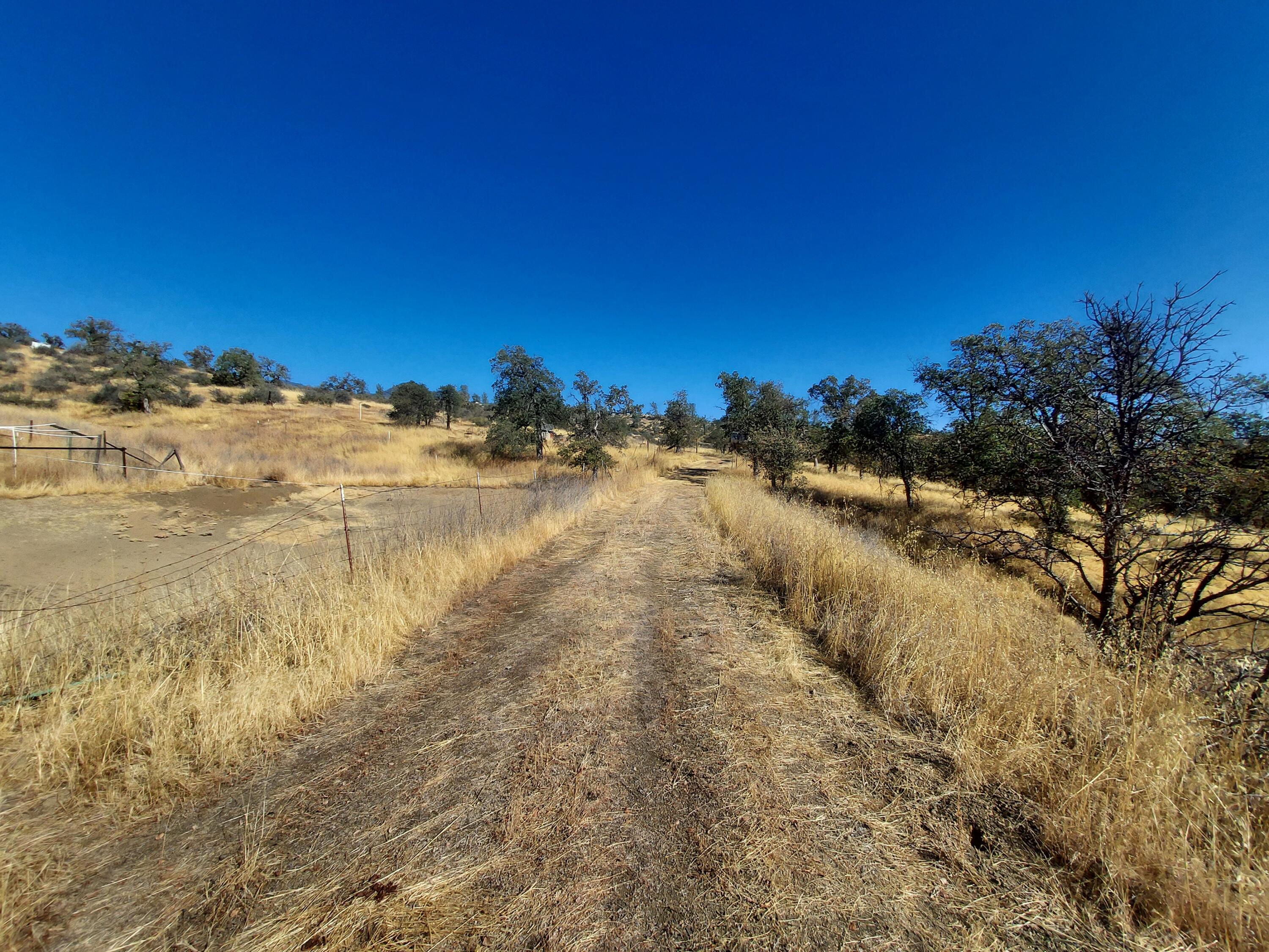 177 Fiddlers Road Igo, CA 96047 - Photo 20 of 26 a view of lake view and mountain