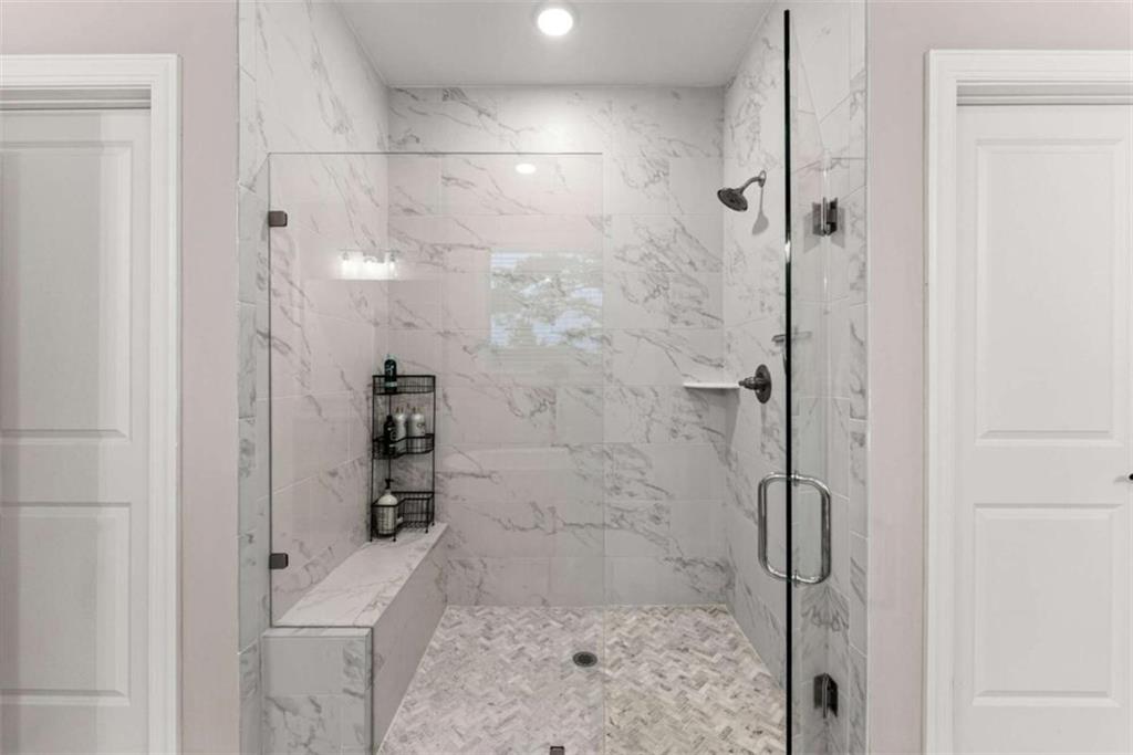 876 Sweetgrass Drive Demorest, GA 30535 - Photo 31 of 56 a bathroom with a shower