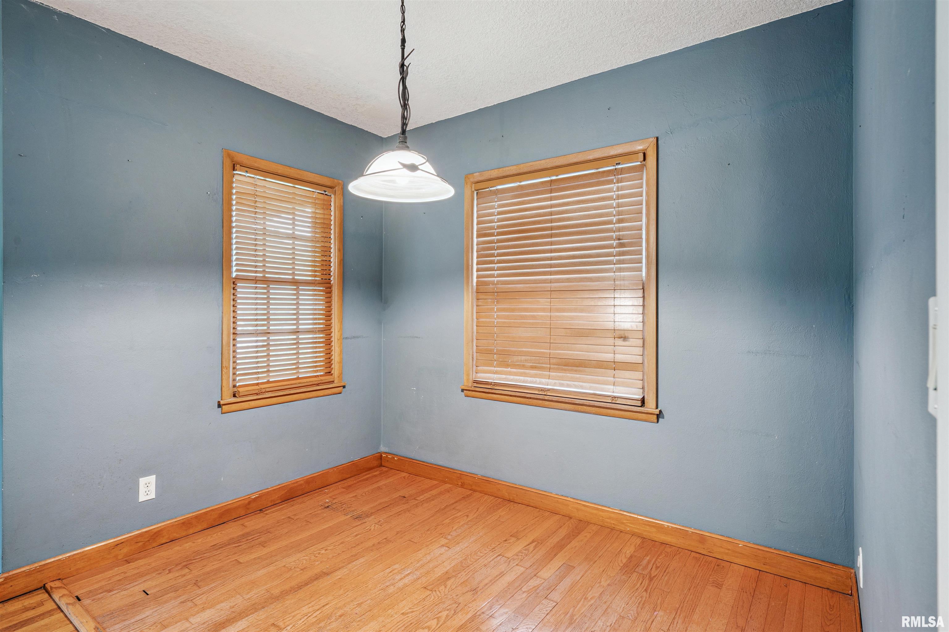 1704 Jersey Ridge Road Davenport, IA 52803 - Photo 6 of 25 Gallery Image 6