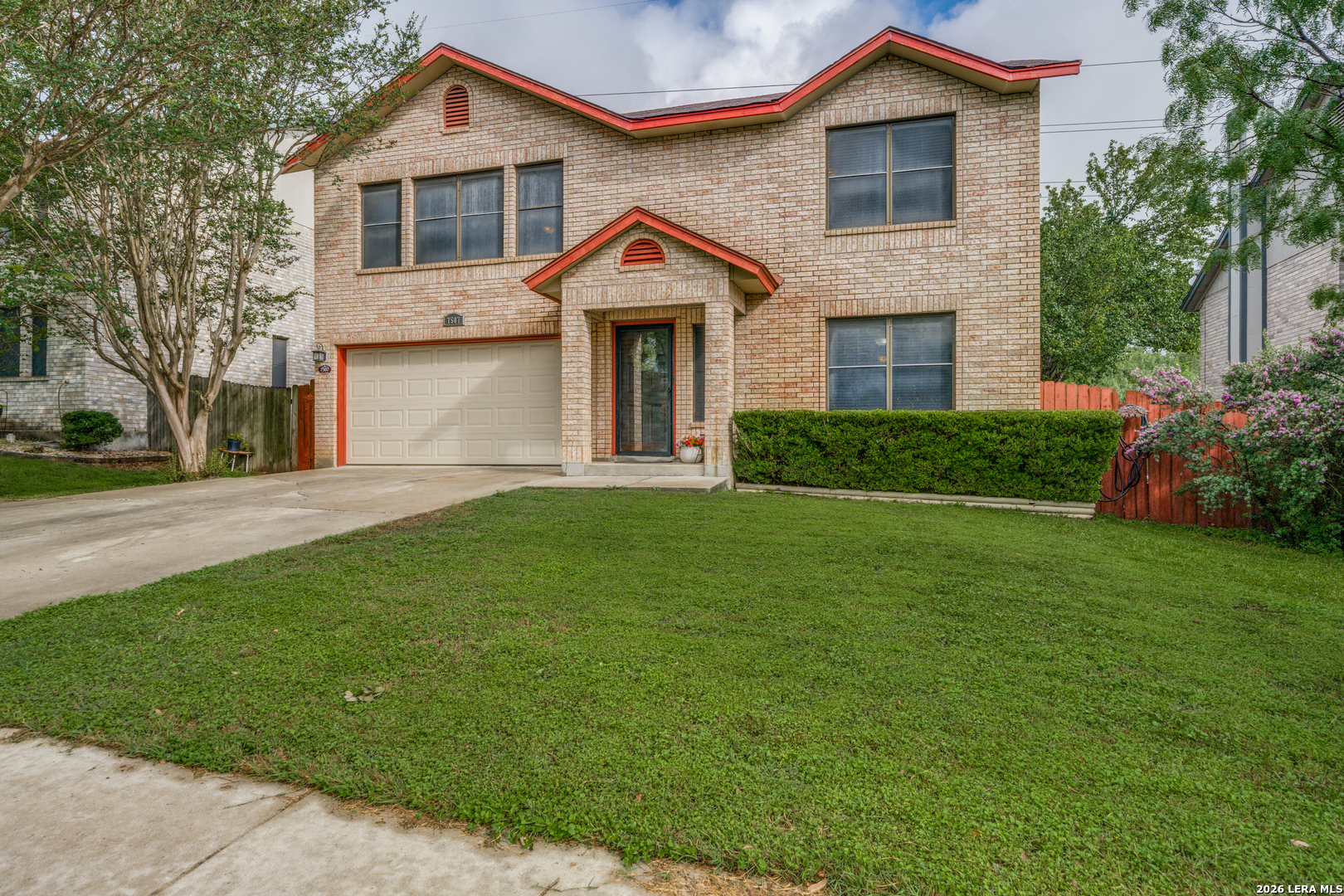 7507 Avery Road Live Oak, TX 78233 - Photo 2 of 25