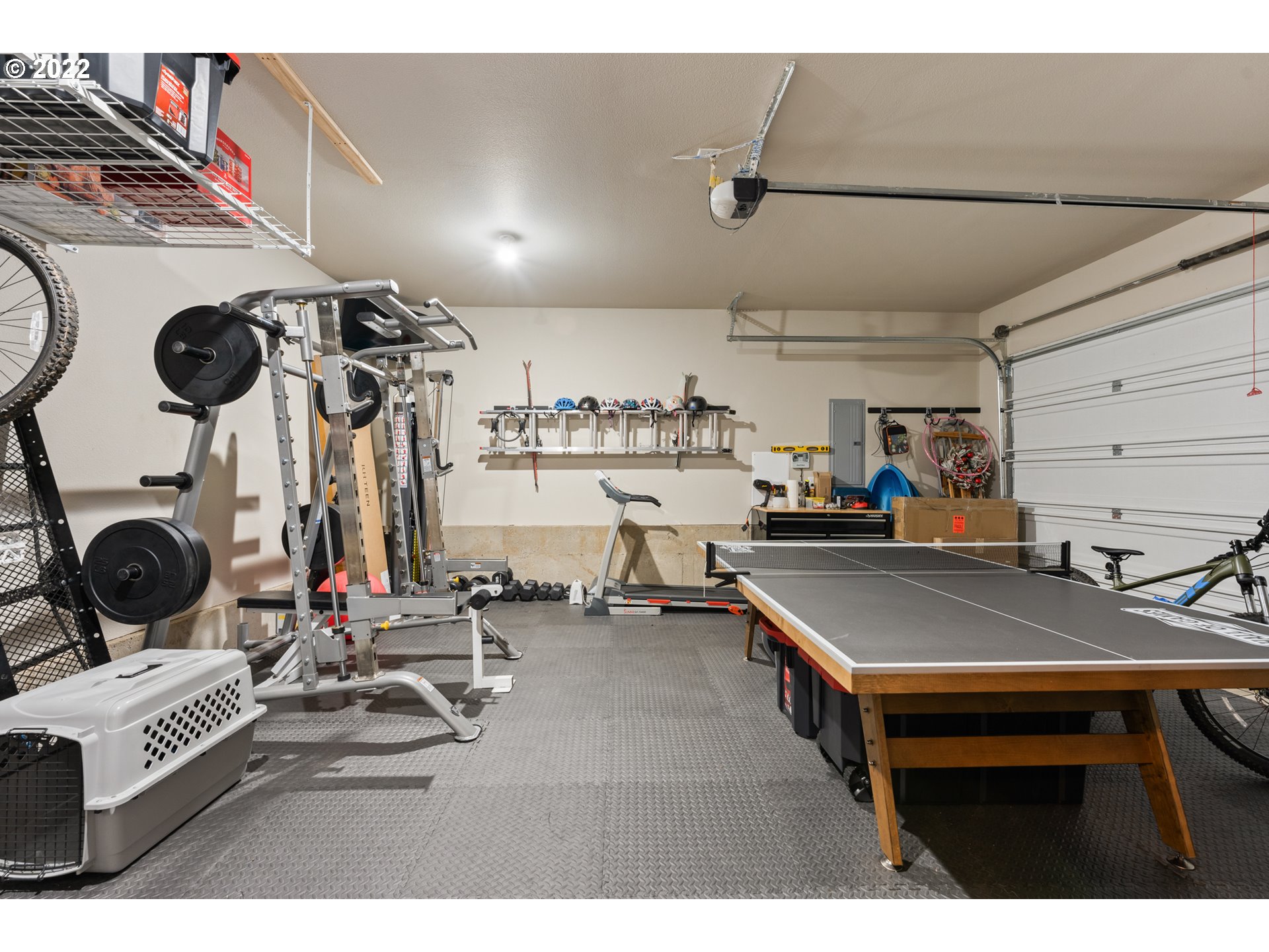 14026 Southwest 118th Court Tigard, OR 97224 - Photo 26 of 31 a view of a room with gym equipment
