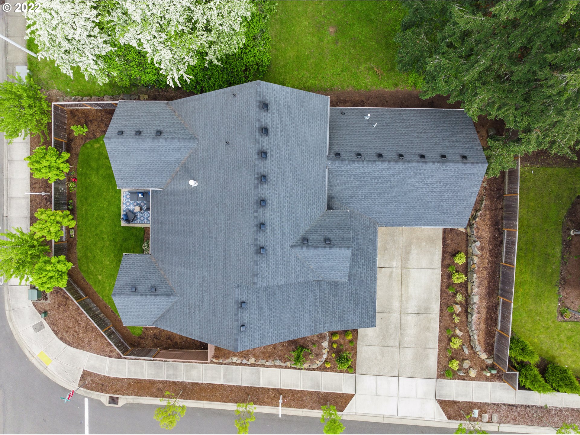 14026 Southwest 118th Court Tigard, OR 97224 - Photo 30 of 31 an aerial view of a house