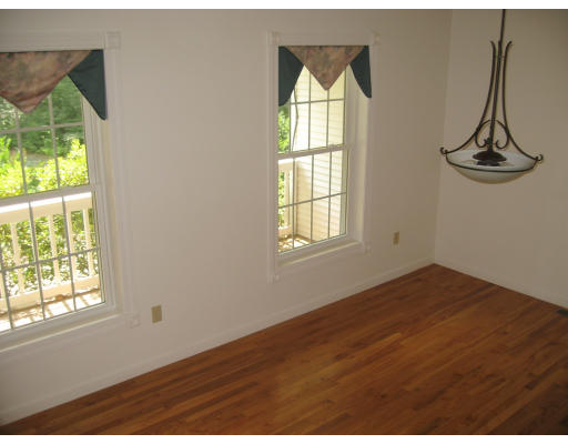 27 Shattuck Road Hadley, MA 01035 - Photo 3 of 18