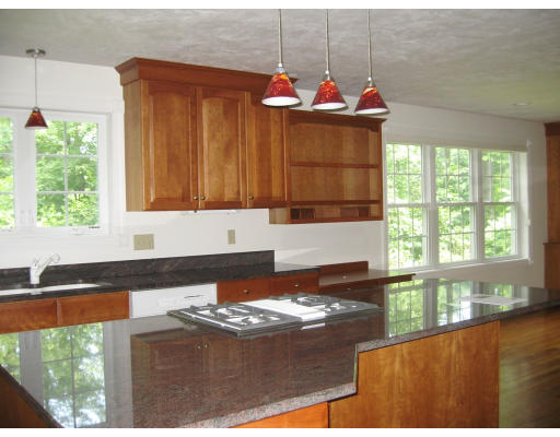 27 Shattuck Road Hadley, MA 01035 - Photo 4 of 18