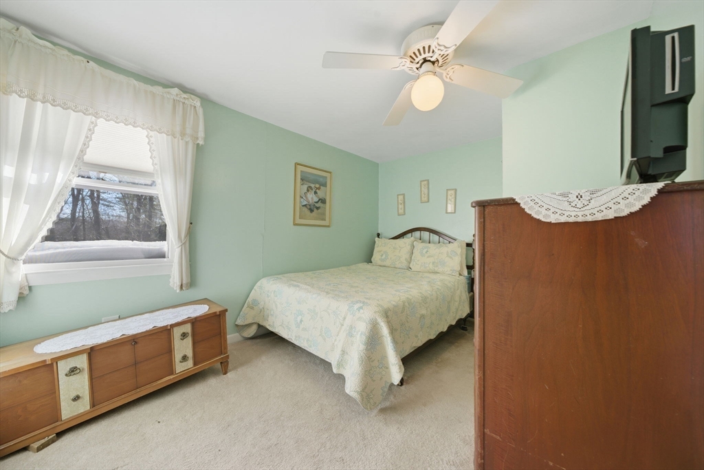 19 Indian Hill Road Woburn, MA 01801 - Photo 20 of 32