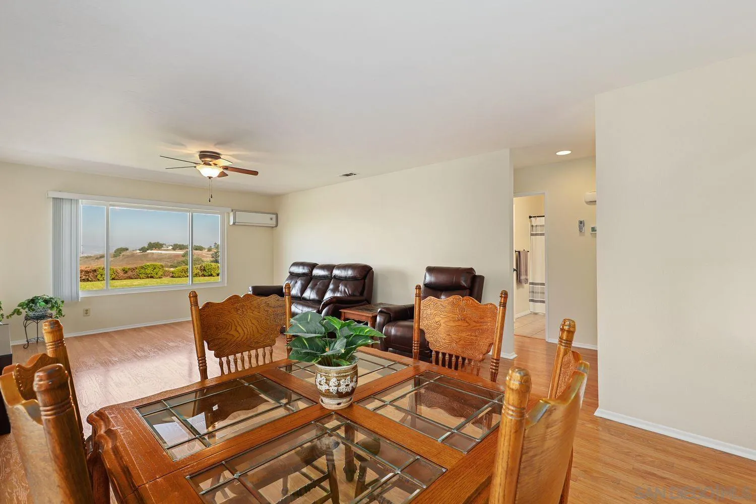 4322 Dowitcher Way Oceanside, CA 92057 - Photo 13 of 27 Gallery Image 13