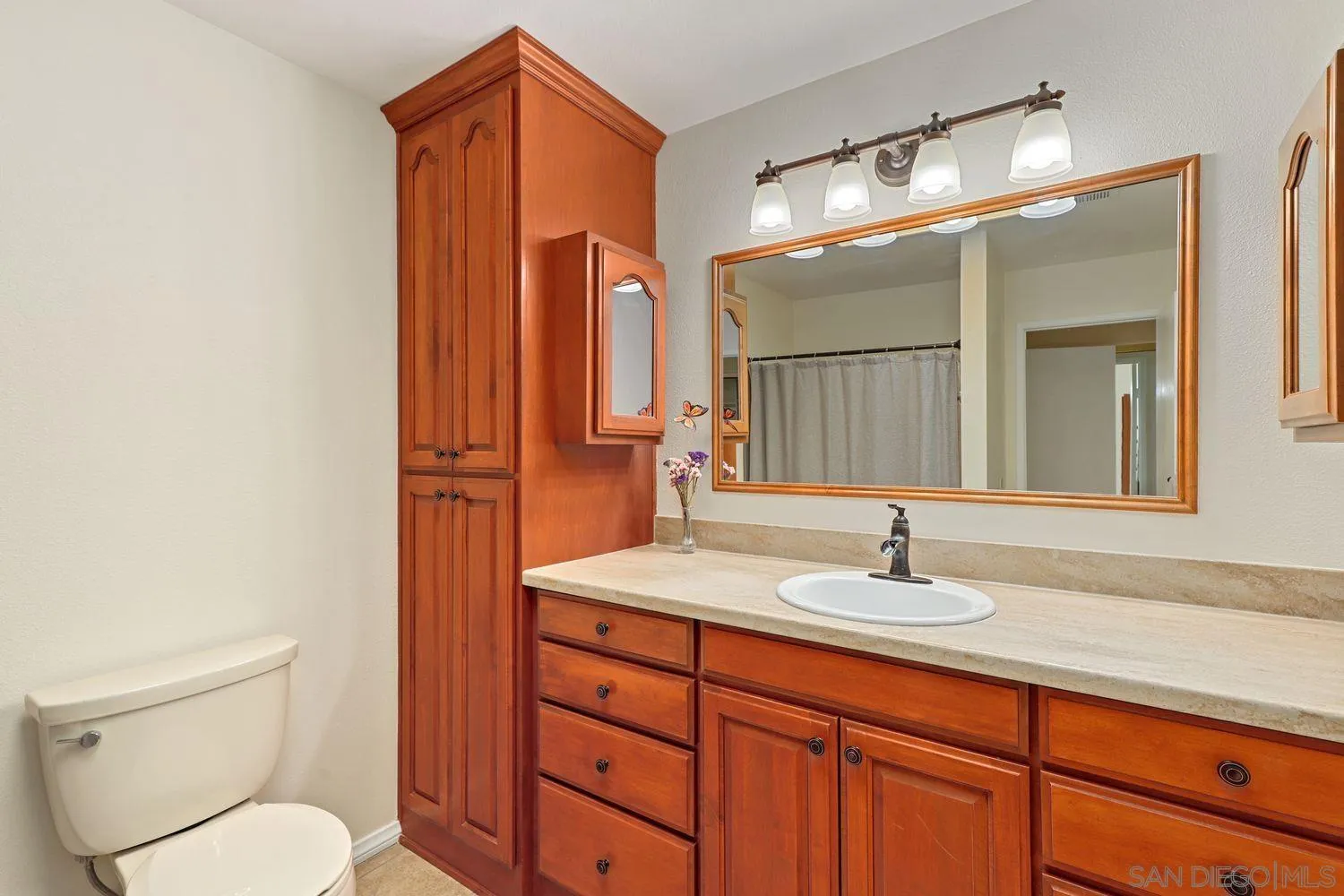 4322 Dowitcher Way Oceanside, CA 92057 - Photo 16 of 27 Gallery Image 16
