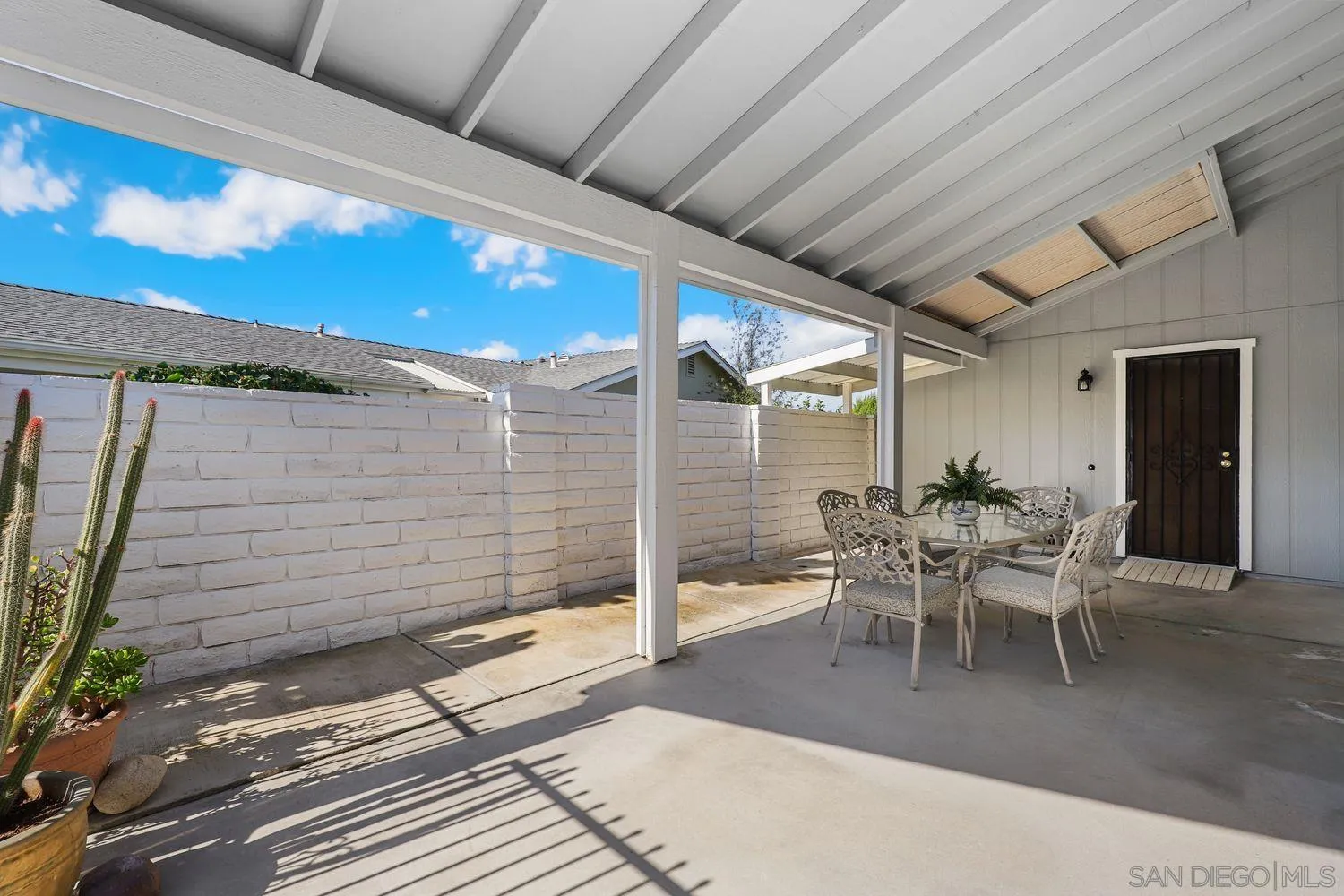 4322 Dowitcher Way Oceanside, CA 92057 - Photo 6 of 27 Gallery Image 6